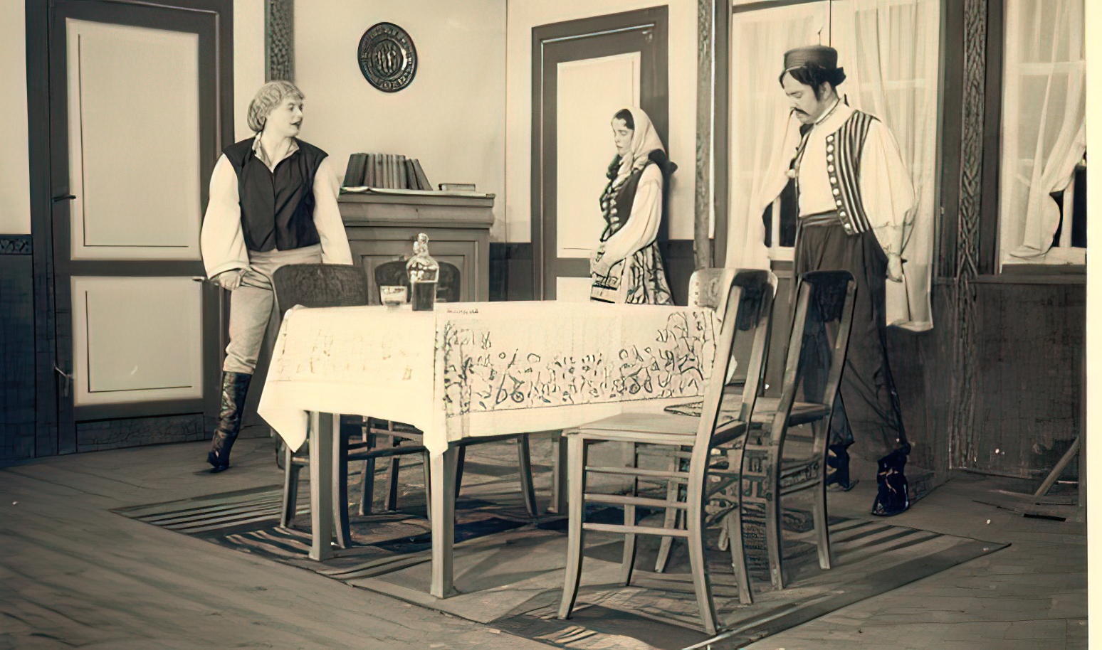 1957 Om de Karashoeve 1.jpg