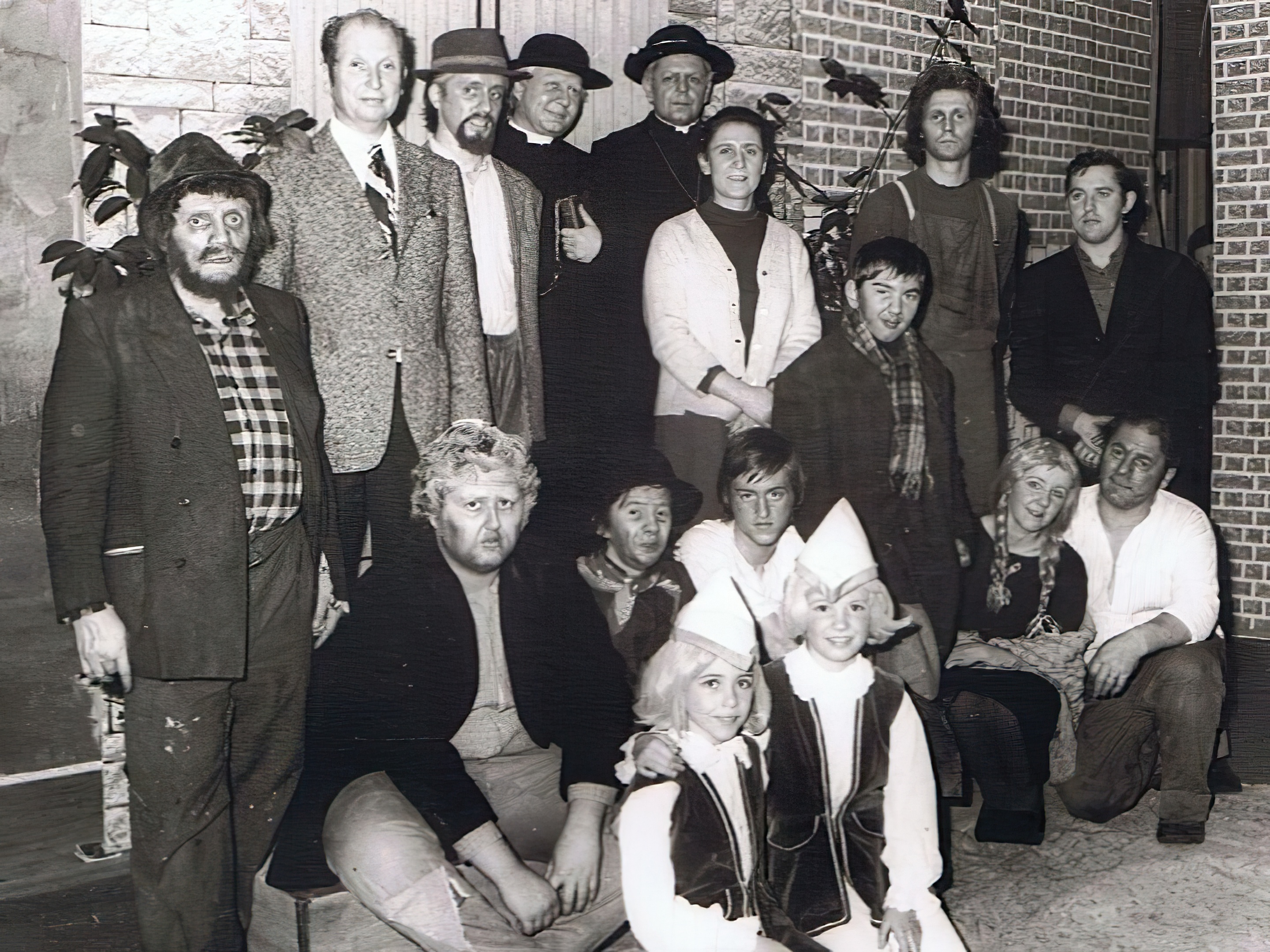 1974 Het Dorp de Mirakelen 1.jpeg