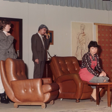 1986/2 Witte konijntjes met rode Oogjes 2 Ljpeg
